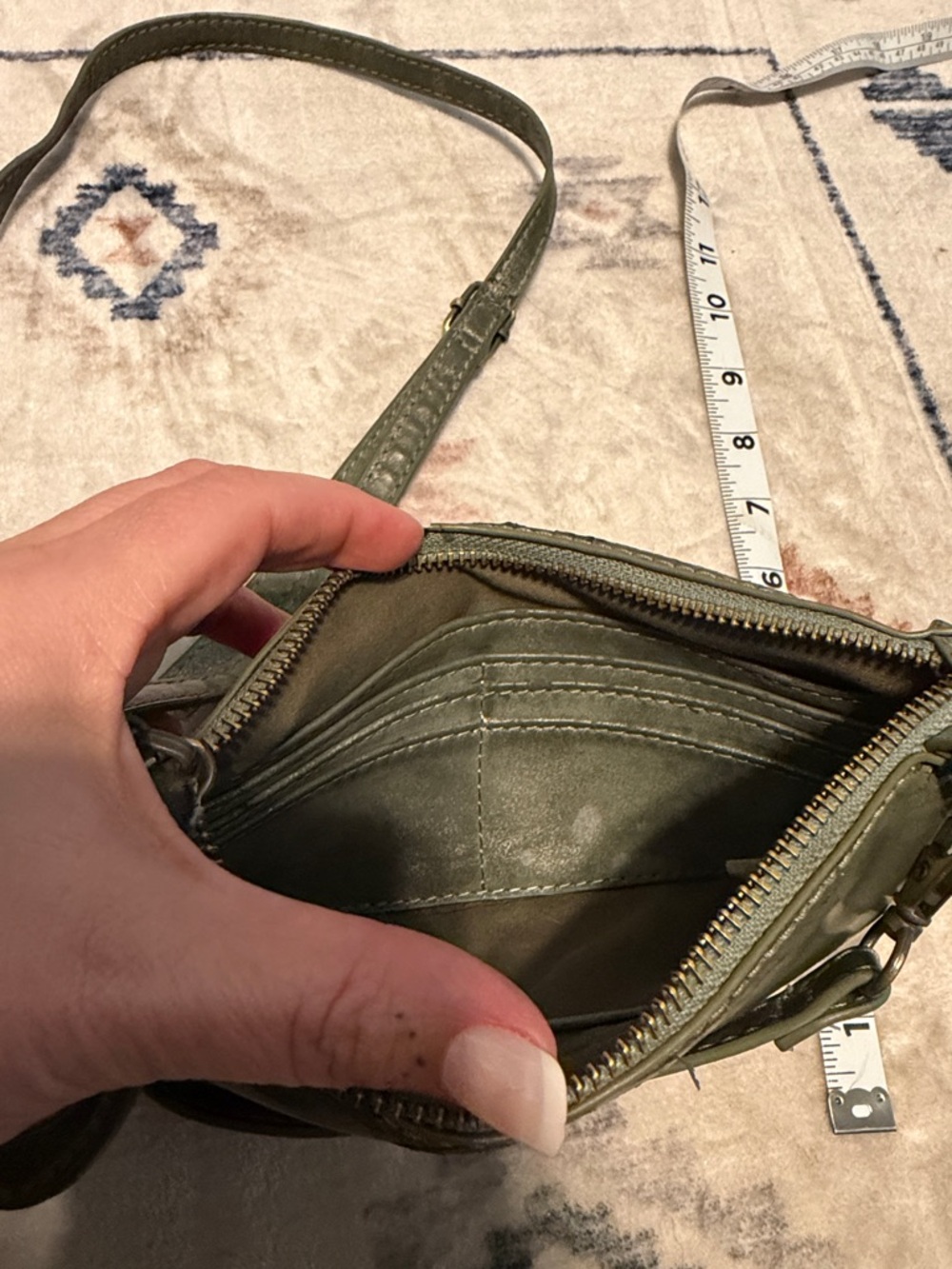 Joy Susan Women's Olive Green Leather Crossbody Bag - Picture 8 of 10
